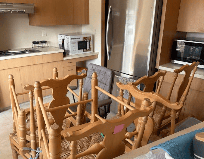 How Do You Pack a Kitchen Safely for a Move in Washington, IL?