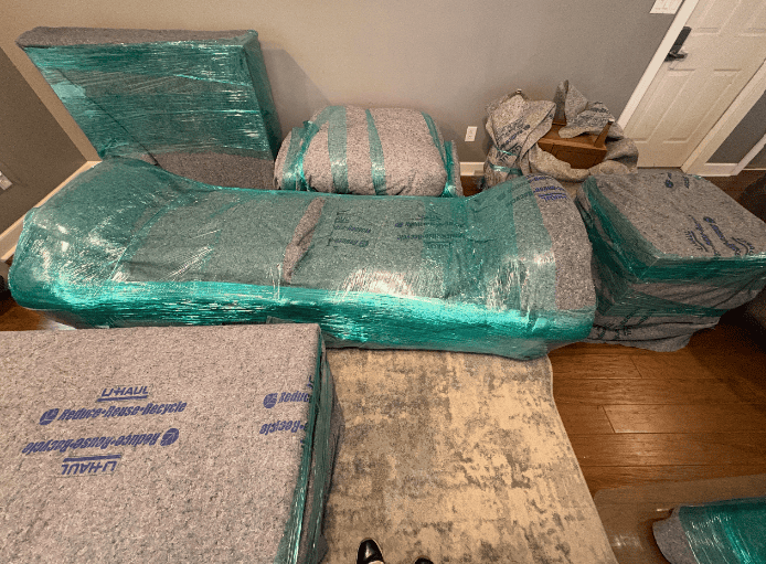 How Should You Pack Fragile Items When Moving in Washington, IL?