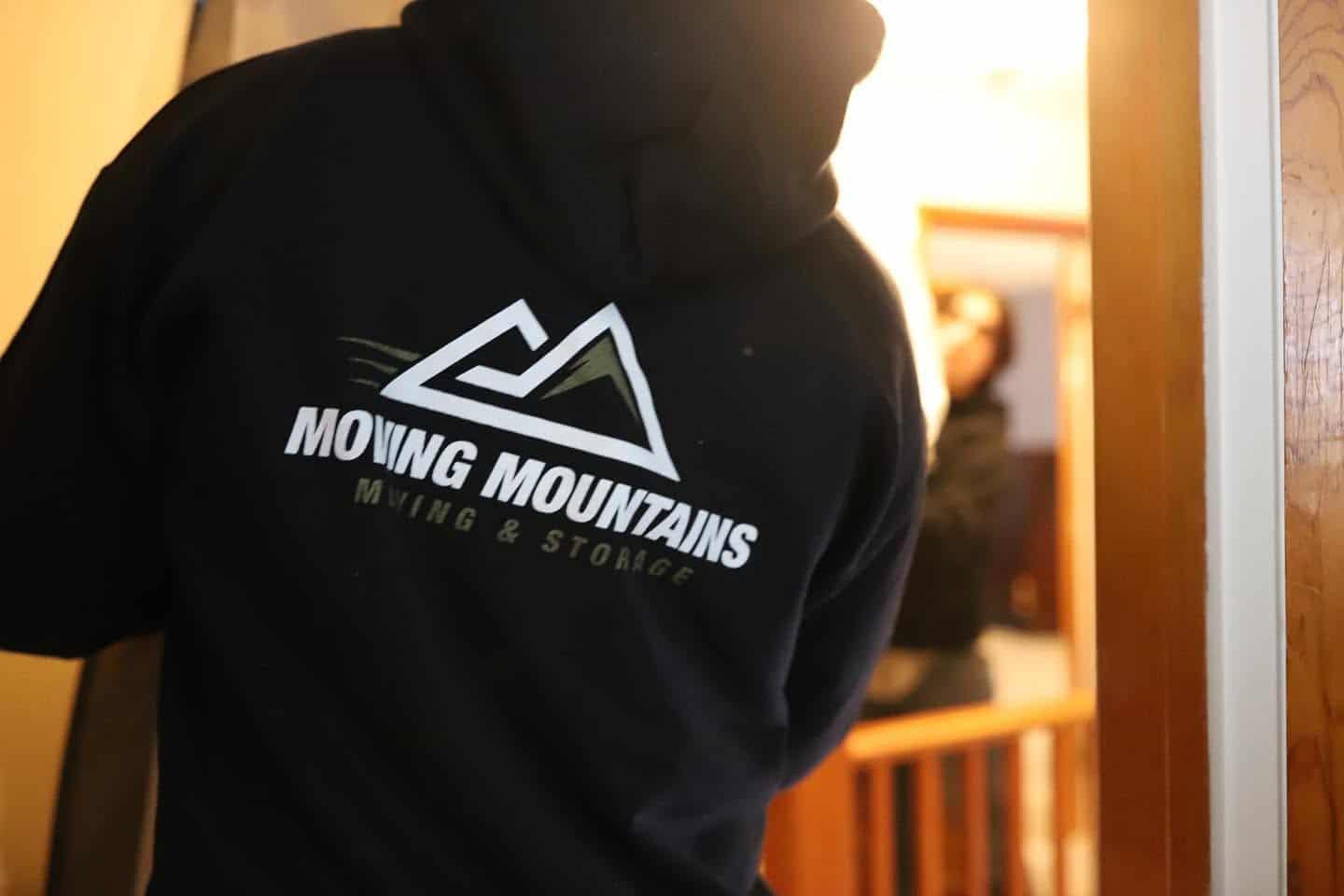 What Should You Look for When Choosing a Moving Company in Bloomington, IL?