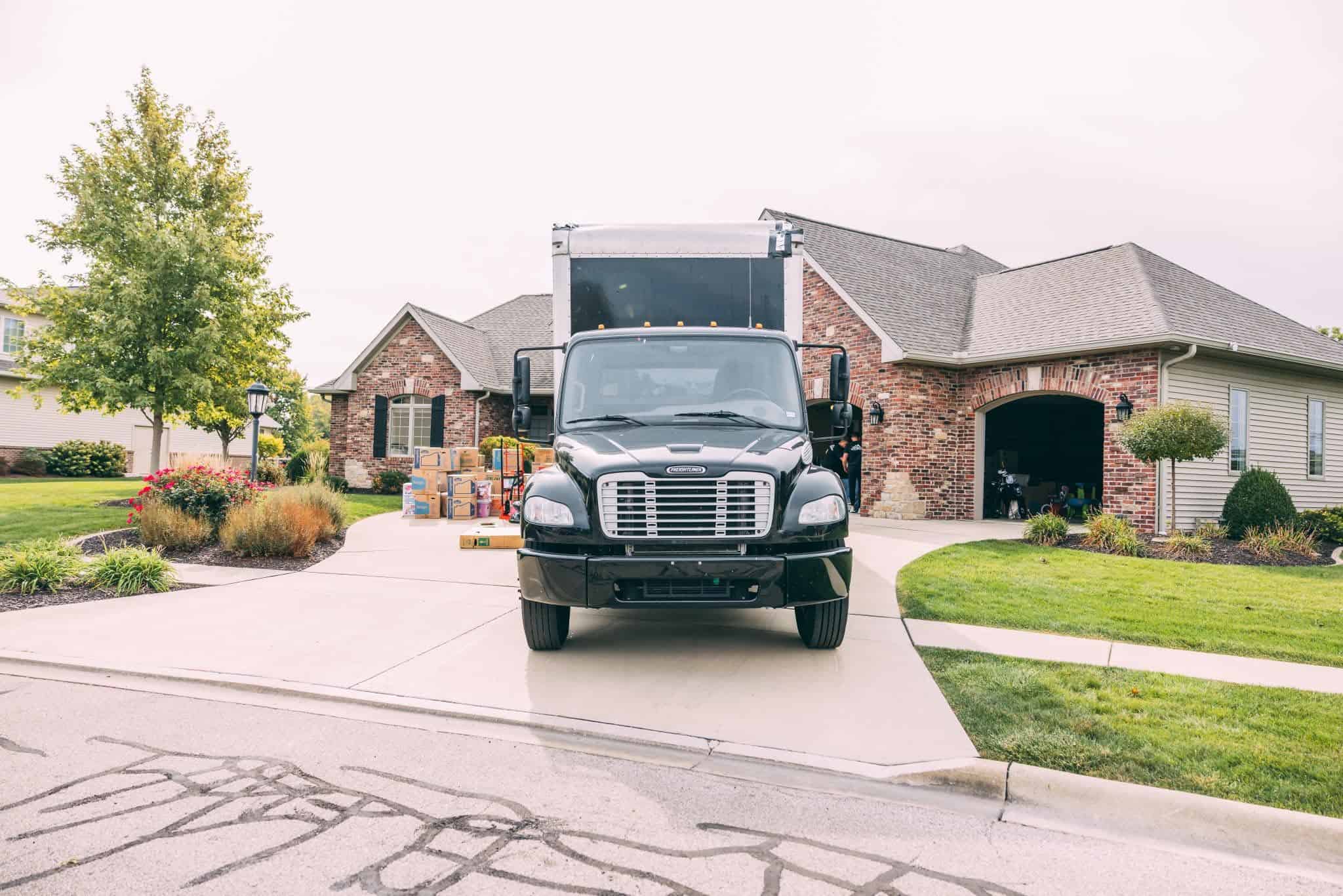 How Do You Change Your Address and Update Records Before a Move in Bloomington, IL?
