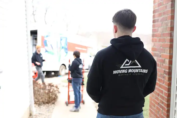 What Should You Include on a Washington, IL, Moving Checklist?
